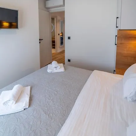 Pinna - Supin Apartment *